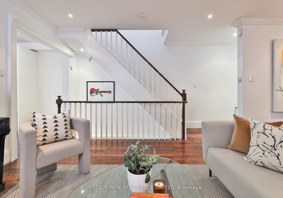 56-spruce-street-toronto-ontario-c12479074