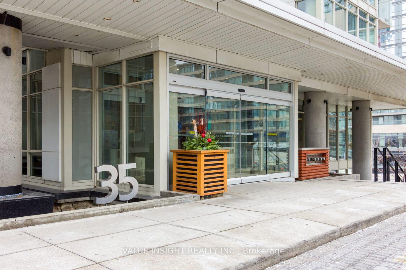 35-mariner-terrace-toronto-ontario-c12479216