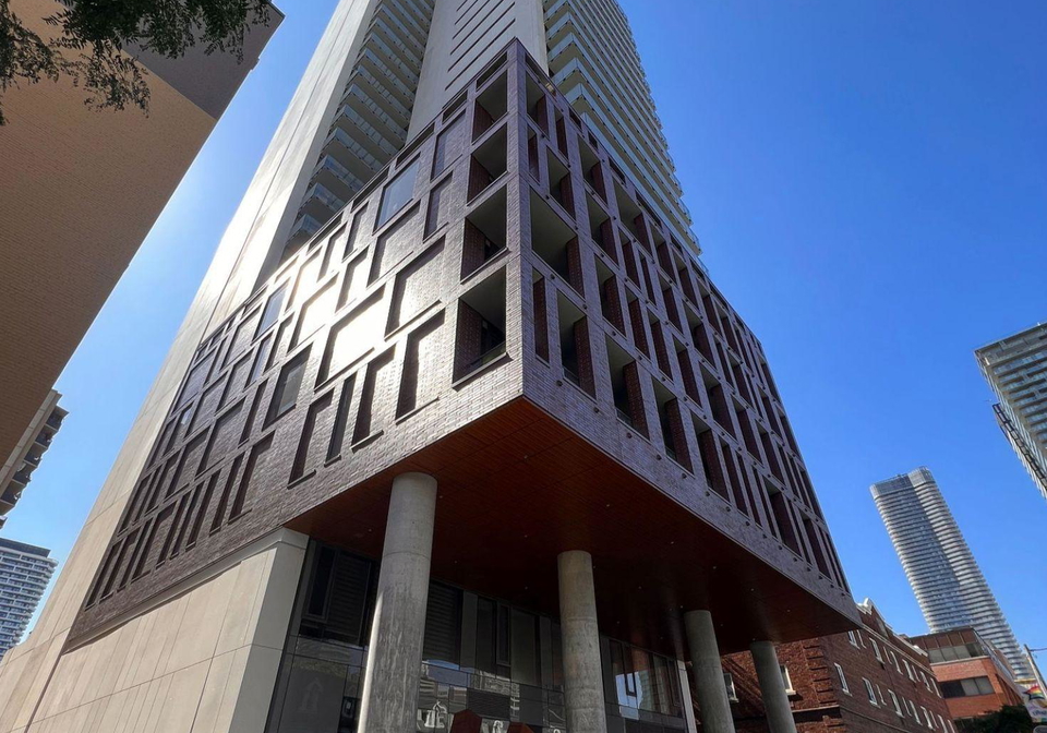 81-wellesley-street-e-toronto-ontario-c12479703