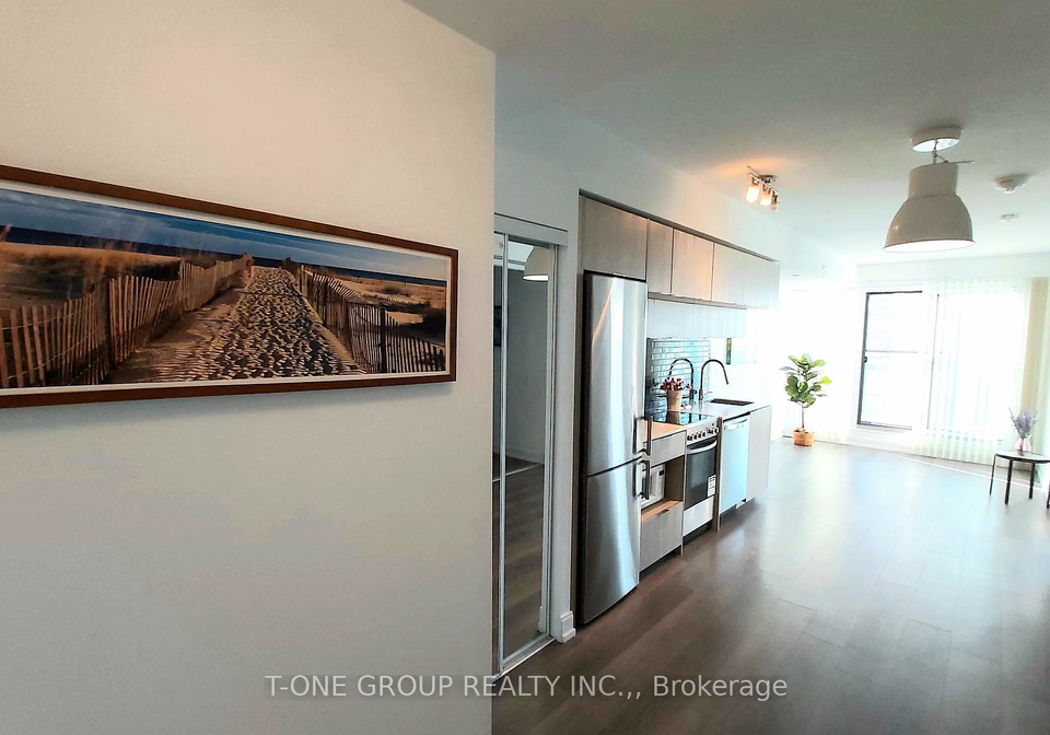 181-dundas-street-e-toronto-ontario-c12480004
