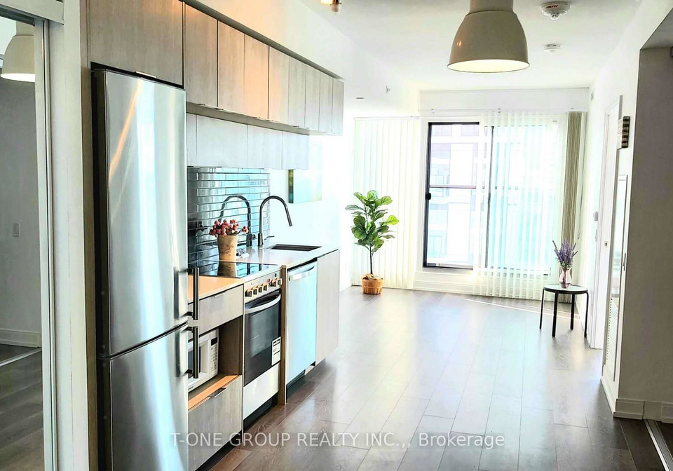 181-dundas-street-e-toronto-ontario-c12480004
