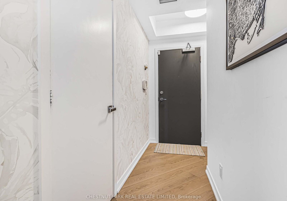 21-widmer-street-toronto-ontario-c12480245