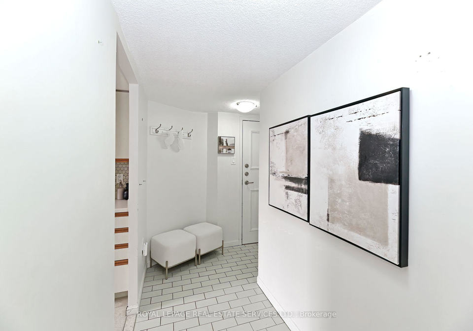 255-the-donway-west-north-york-ontario-c12480295
