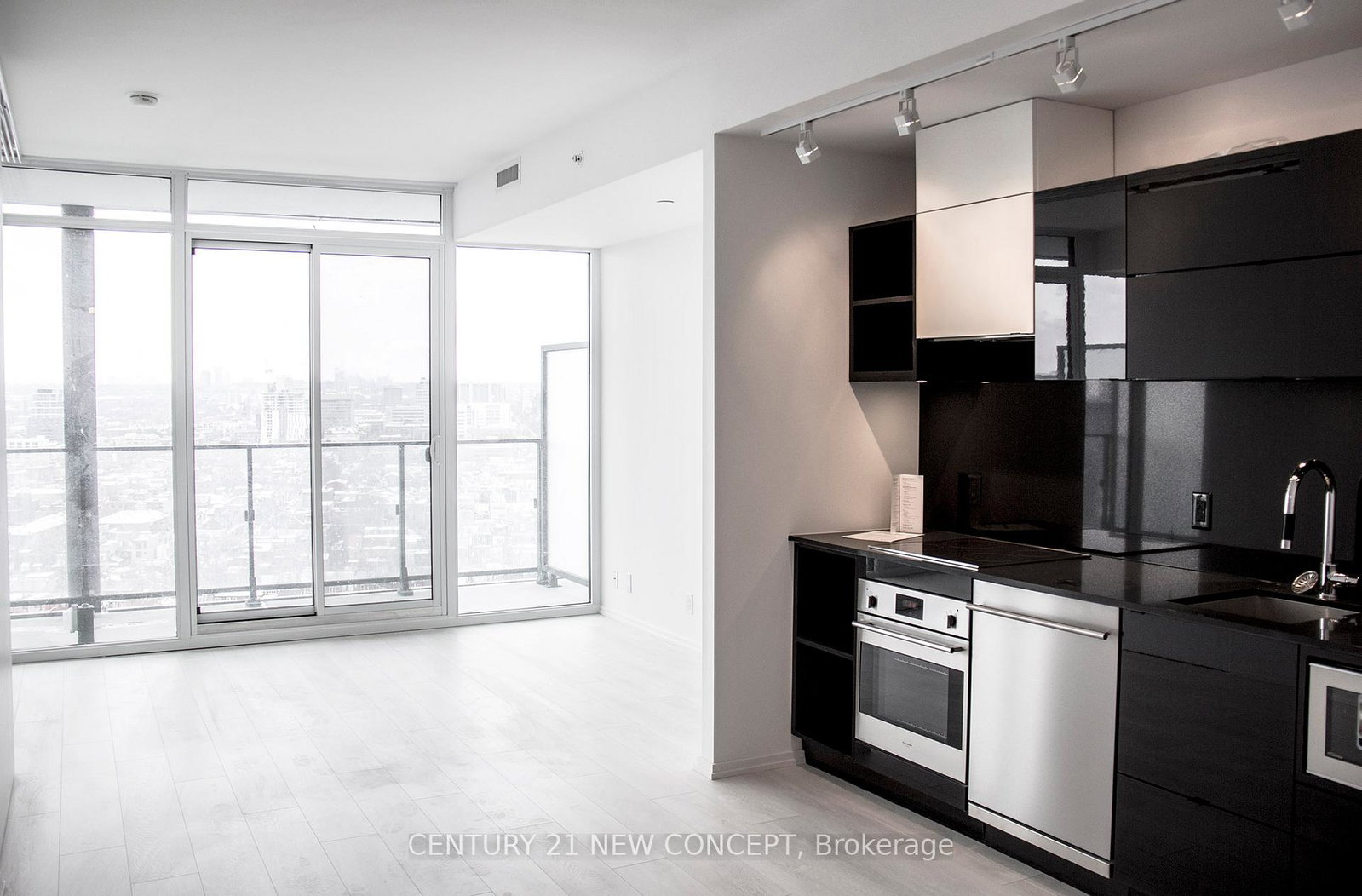 125-peter-street-toronto-ontario-c12480345