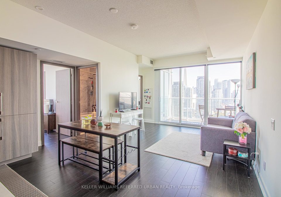 17-bathurst-street-toronto-ontario-c12480461