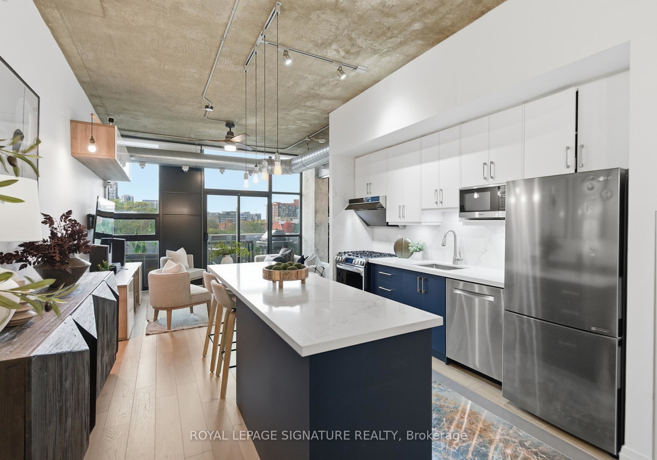 60-bathurst-street-toronto-ontario-c12480581