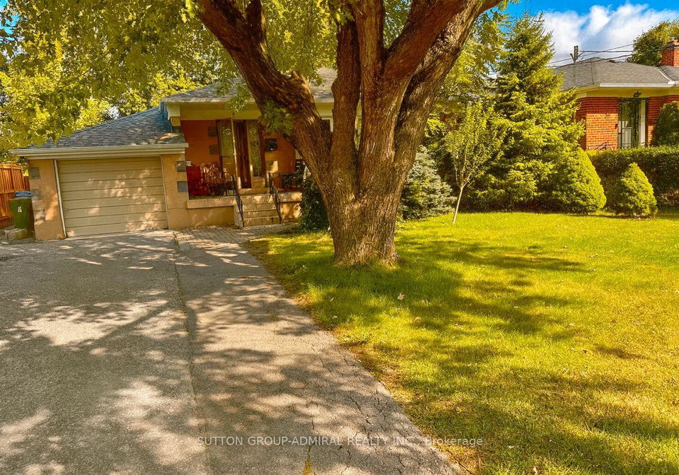 52-acton-avenue-toronto-ontario-c12480971
