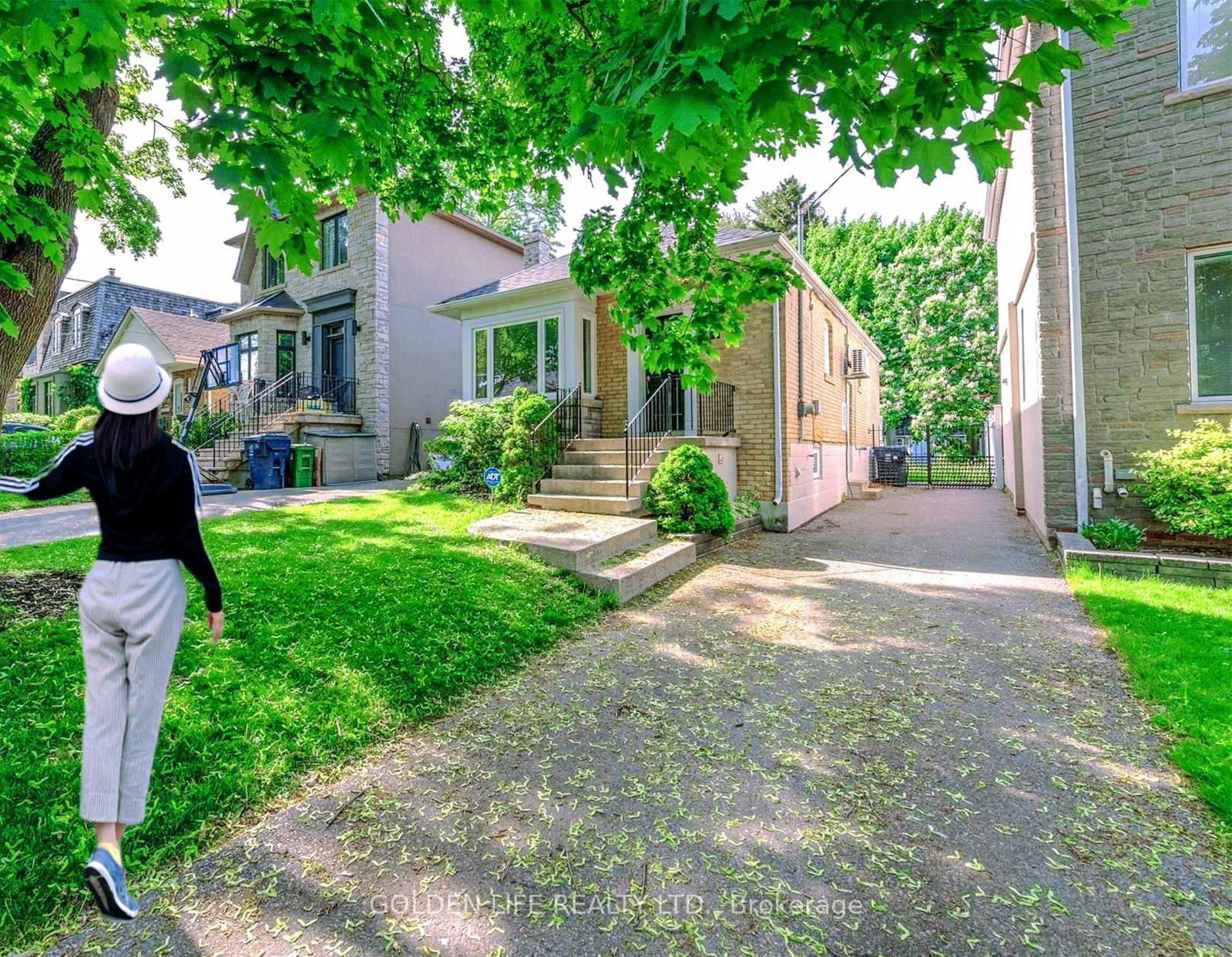 210-donlea-drive-east-york-ontario-c12481357