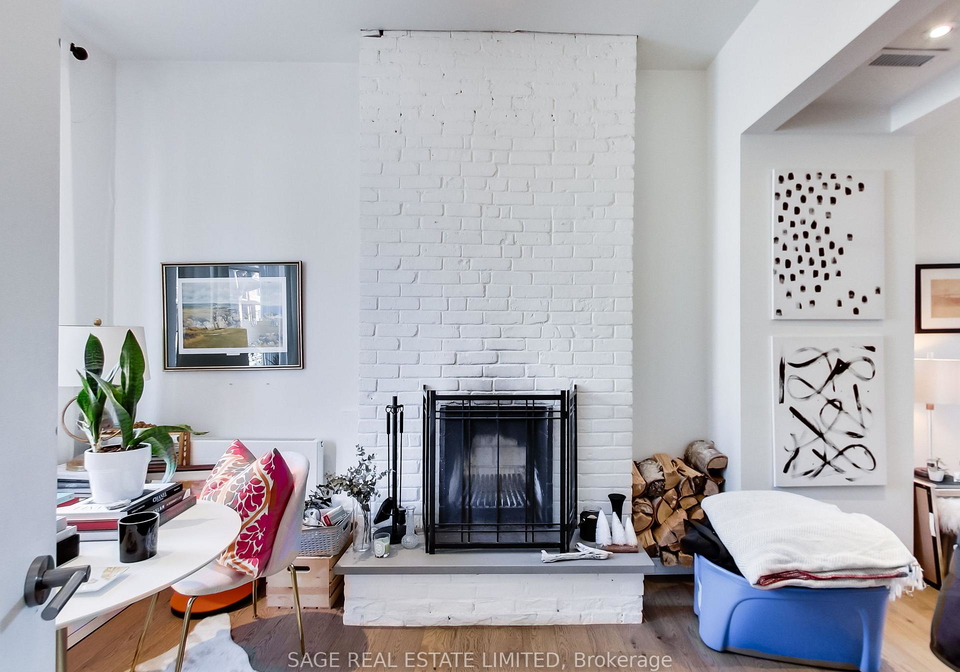 39-salisbury-avenue-toronto-ontario-c12481450