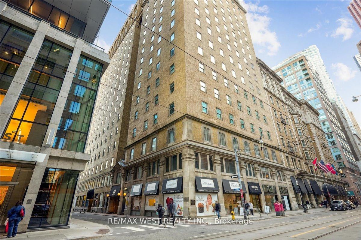 22-leader-lane-toronto-ontario-c12481606