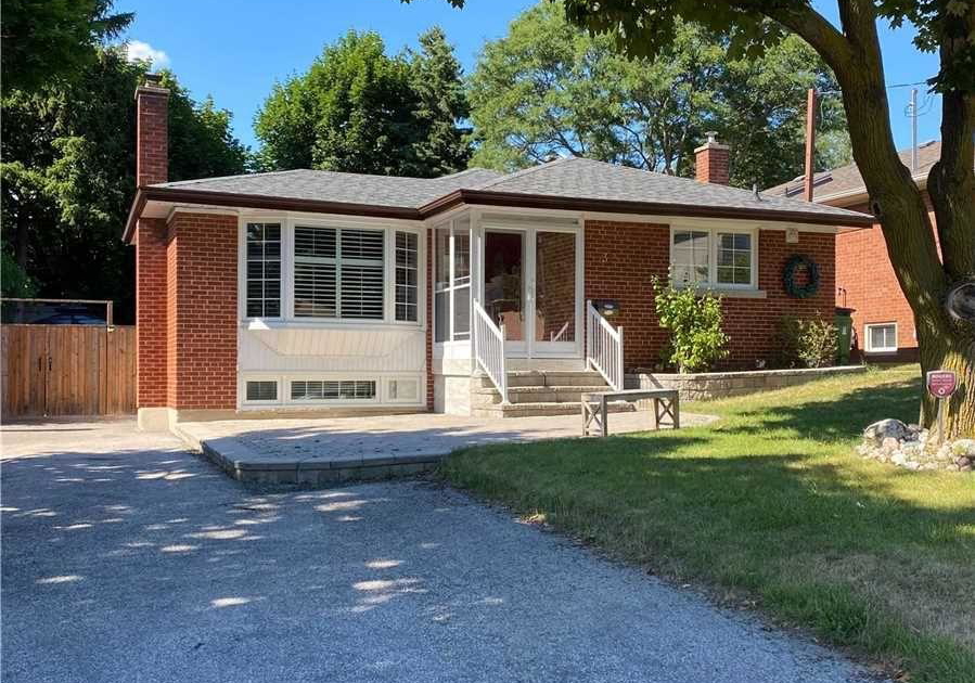 32-caronport-crescent-north-york-ontario-c12481654