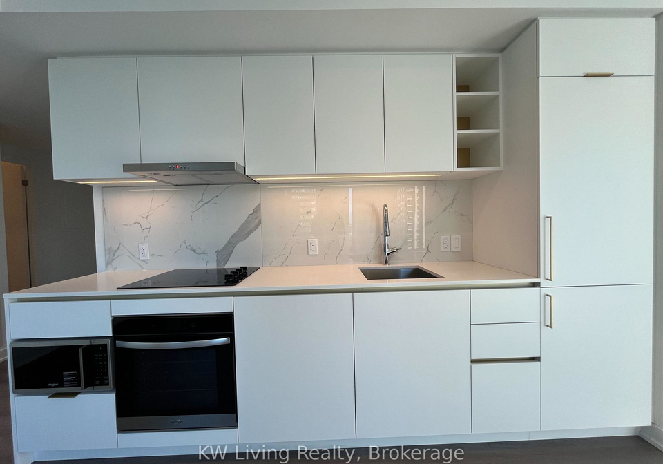 8-wellesley-street-w-toronto-ontario-c12482090