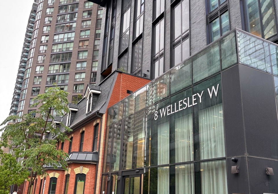 8-wellesley-street-w-toronto-ontario-c12482100