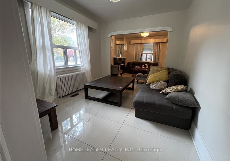 23-franklin-avenue-toronto-ontario-c12482342