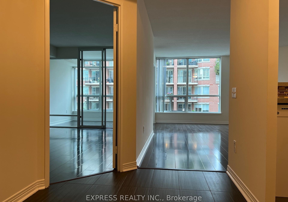 942-yonge-street-toronto-ontario-c12482389