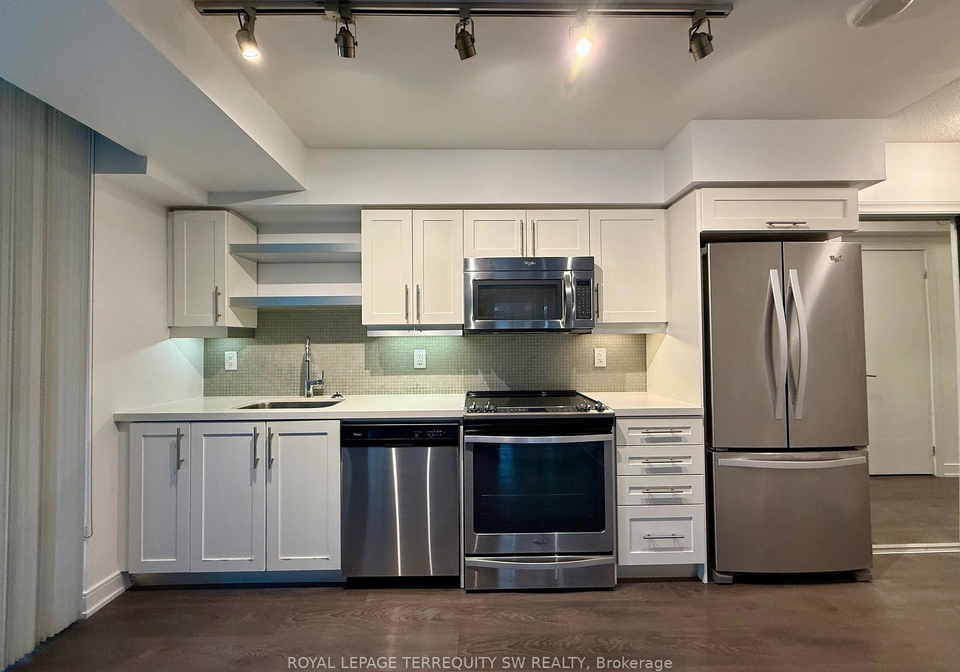 525-adelaide-street-w-toronto-ontario-c12482446