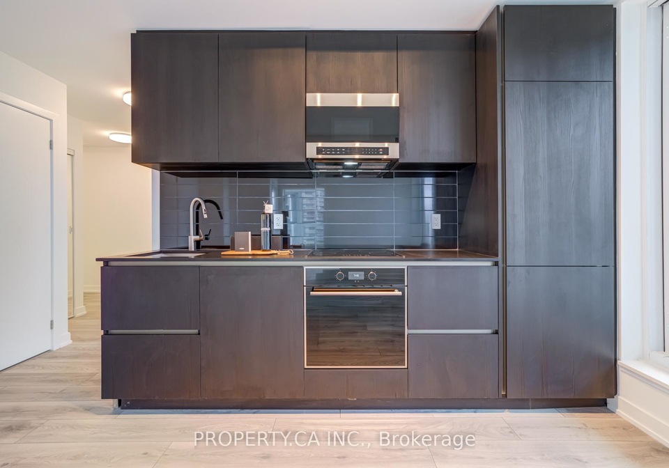 110-broadway-avenue-toronto-ontario-c12482477
