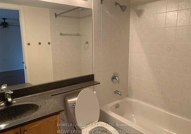872-sheppard-avenue-w-toronto-ontario-c12482528