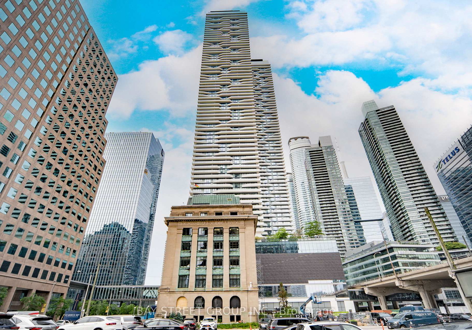 100-harbour-street-toronto-ontario-c12482957