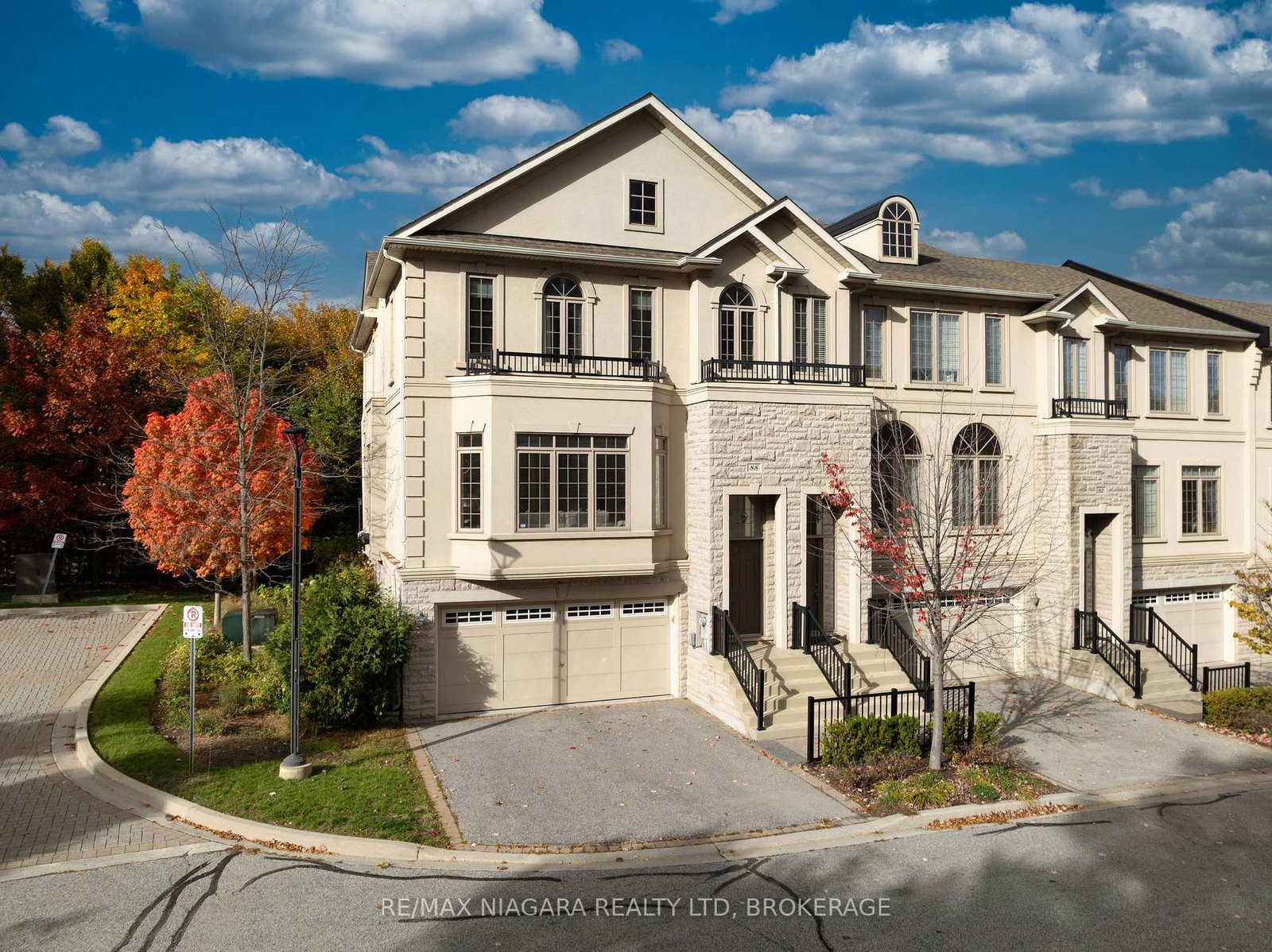 88-bloorview-place-north-york-ontario-c12483023