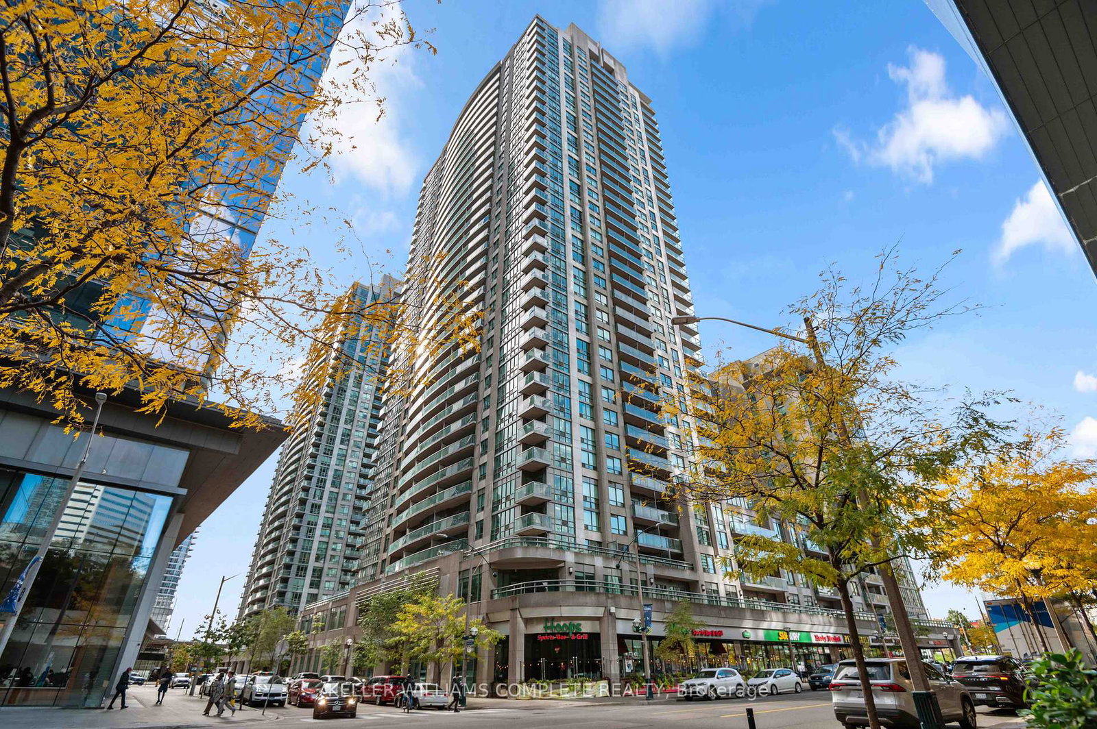 30-grand-trunk-crescent-sw-toronto-ontario-c12483043