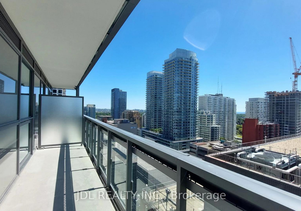 39-roehampton-avenue-toronto-ontario-c12483059