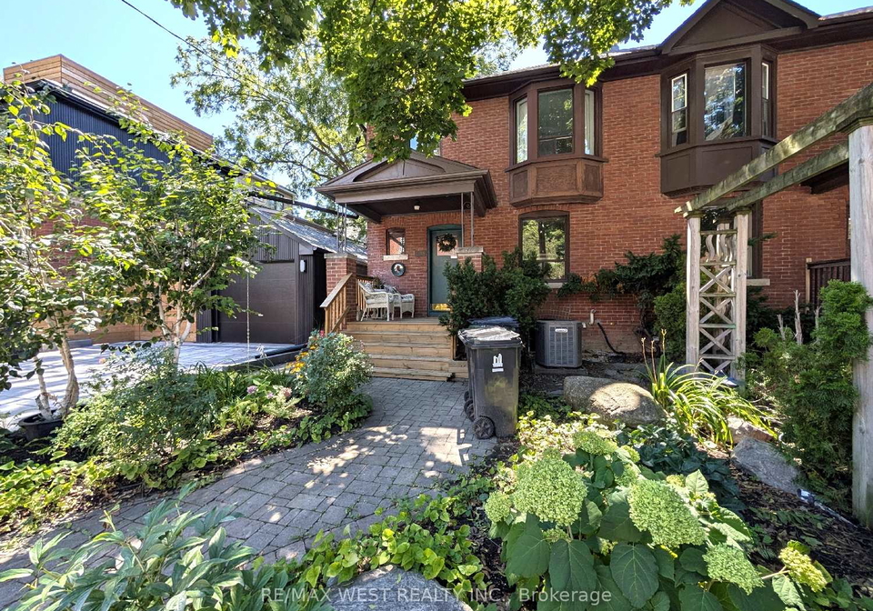 195-ellsworth-avenue-toronto-ontario-c12483112