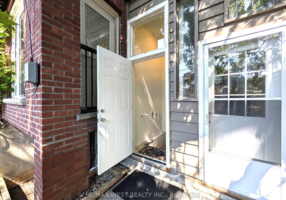 195-ellsworth-avenue-toronto-ontario-c12483112