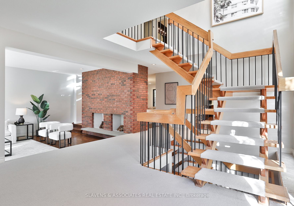 32-hillmount-avenue-toronto-ontario-c12483125