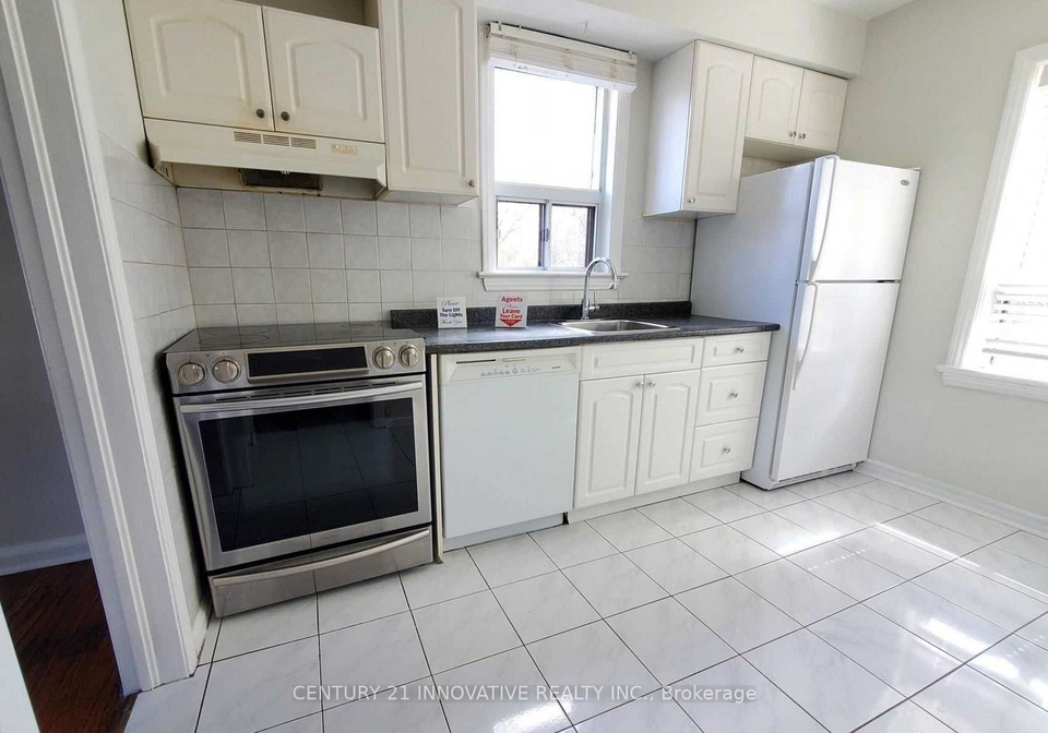 3-calderon-crescent-toronto-ontario-c12483150