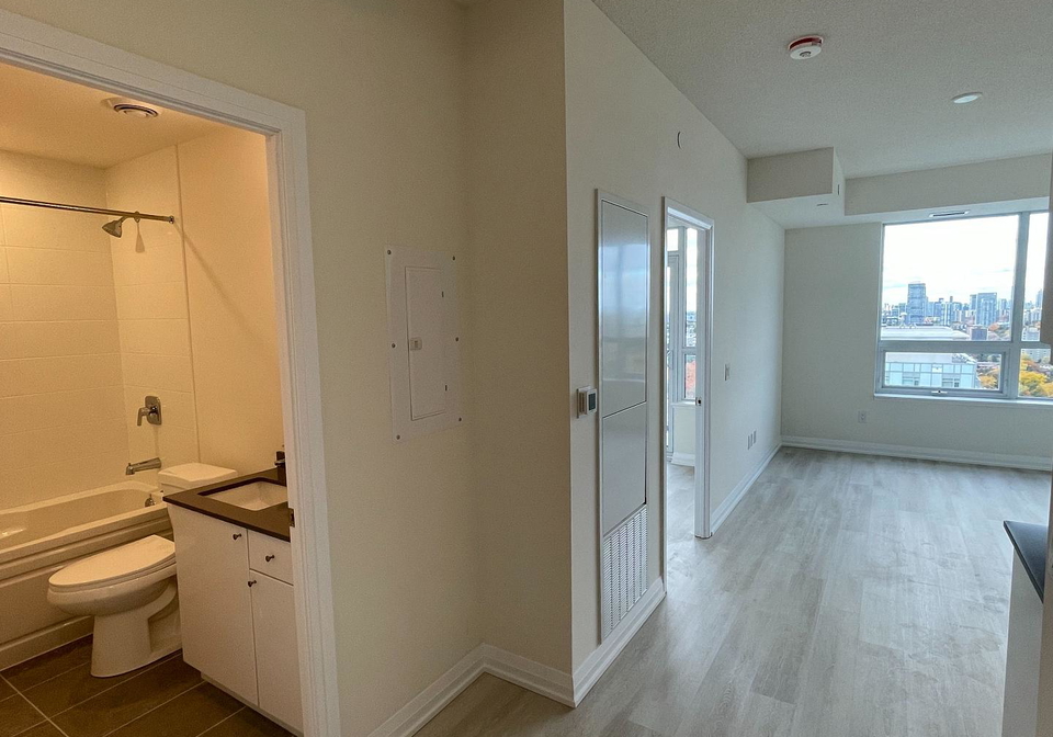 2360-sheppard-avenue-e-north-york-ontario-c12483461