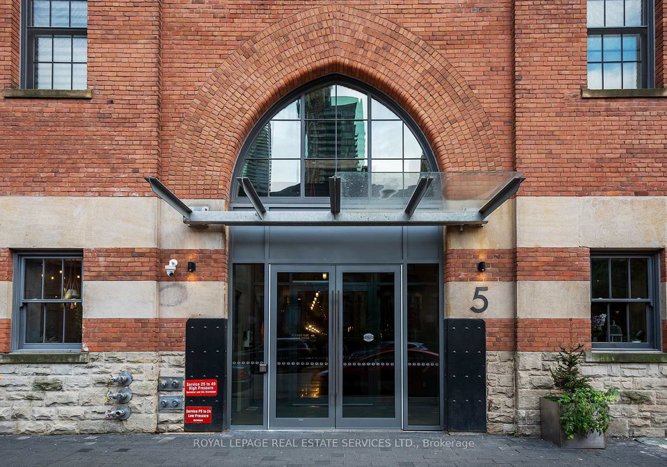 5-st-joseph-street-toronto-ontario-c12483493