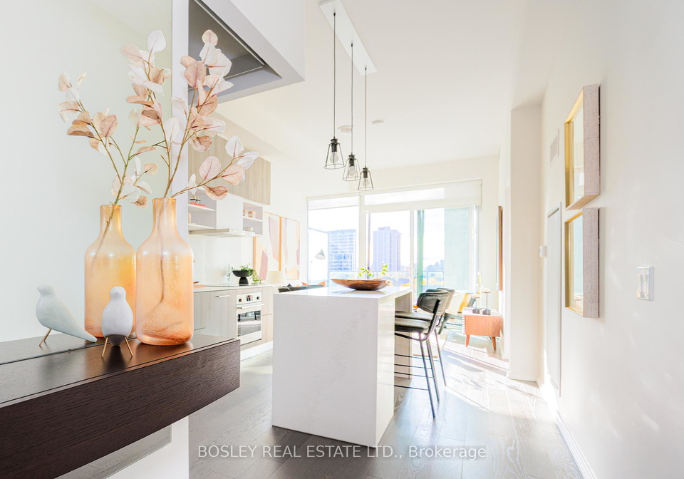 8-hillsdale-avenue-e-toronto-ontario-c12483896