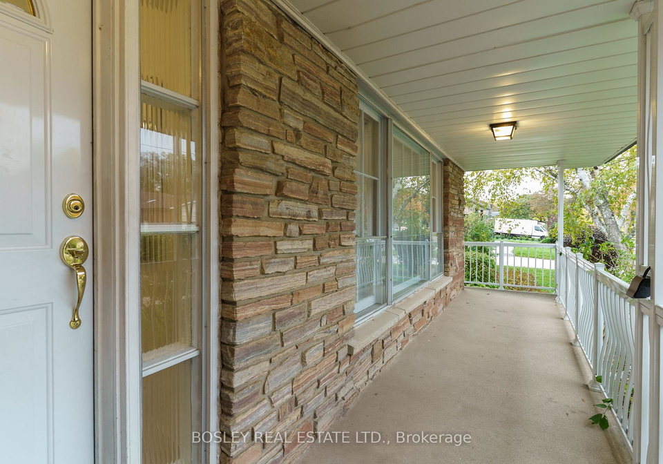 120-rockford-road-toronto-ontario-c12483916
