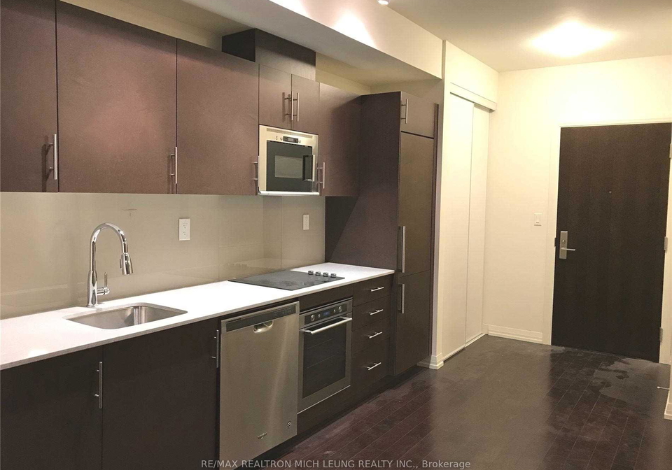 460-adelaide-street-e-toronto-ontario-c12483946