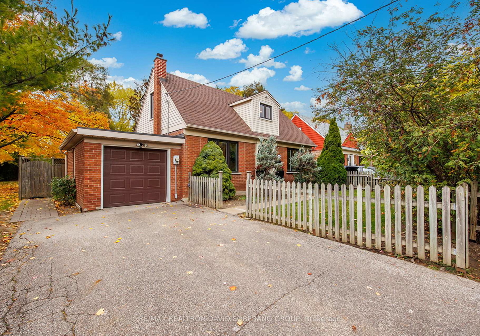 28-touraine-avenue-toronto-ontario-c12483951