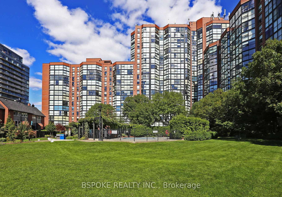 701-king-street-w-toronto-ontario-c12484228