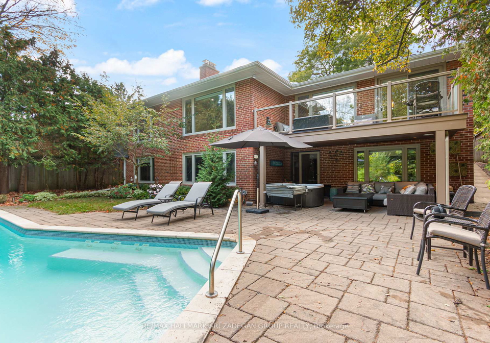 195-burbank-drive-north-york-ontario-c12484283