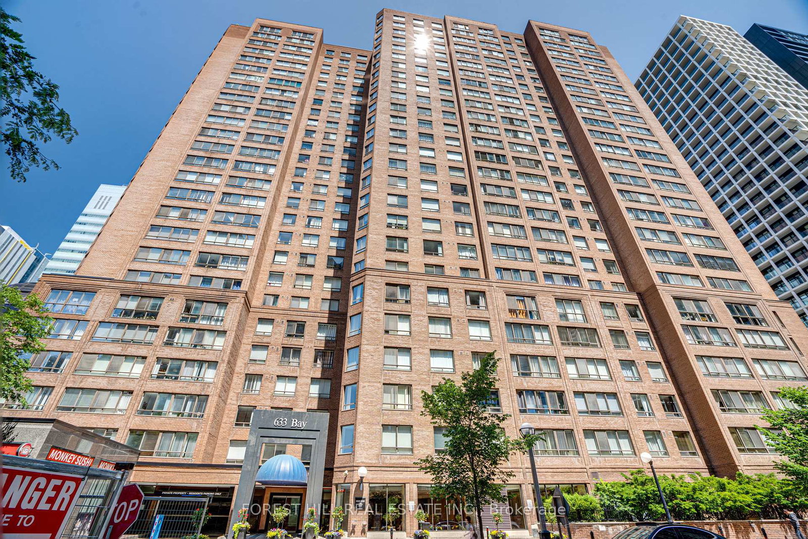 633-bay-street-toronto-ontario-c12484316
