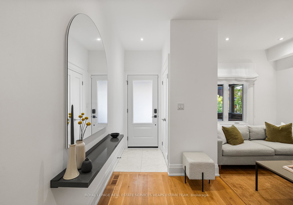 206-howland-avenue-toronto-ontario-c12484397