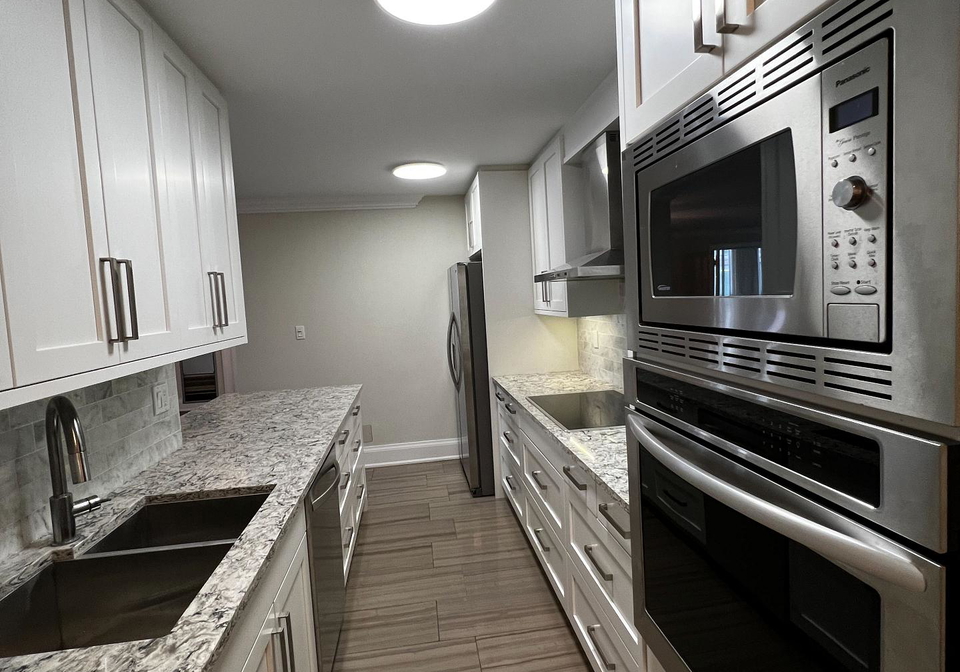 24-wellesley-street-w-toronto-ontario-c12484548