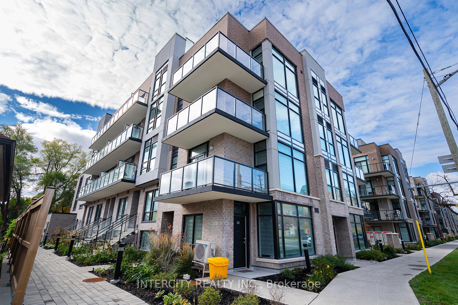 851-sheppard-avenue-w-toronto-ontario-c12484568