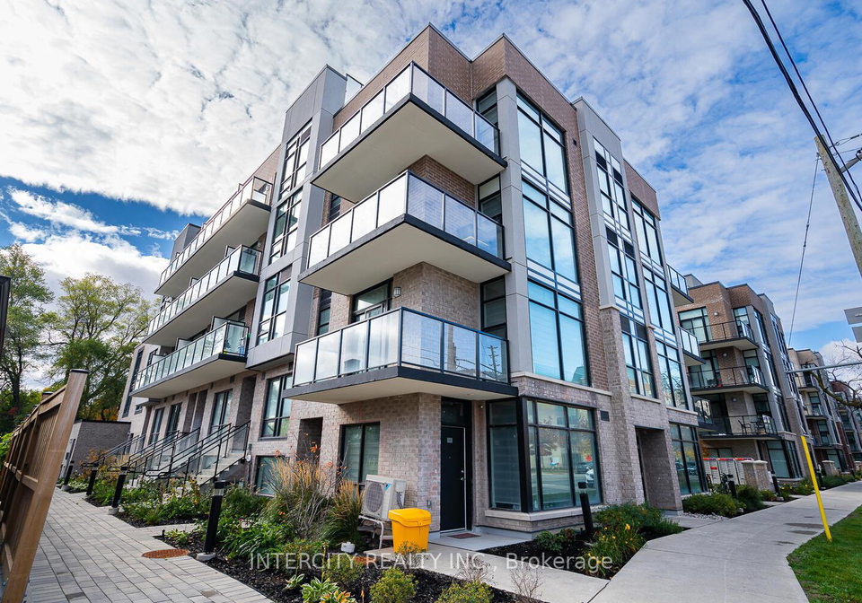 851-sheppard-avenue-w-toronto-ontario-c12484568