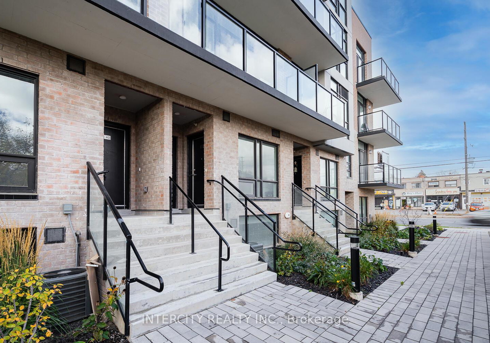 851-sheppard-avenue-w-toronto-ontario-c12484568