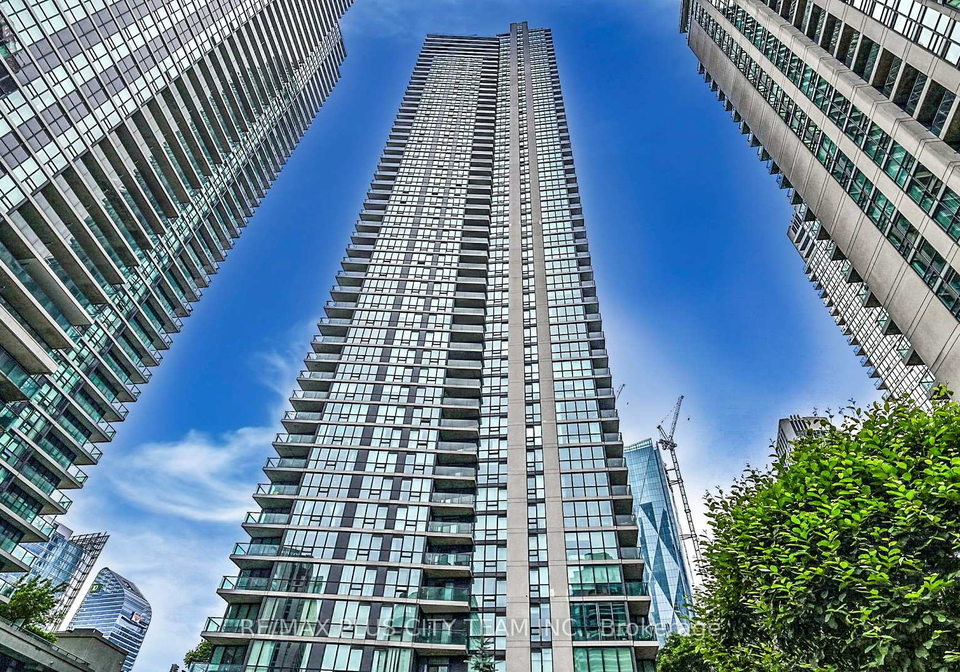 18-harbour-street-toronto-ontario-c12484615