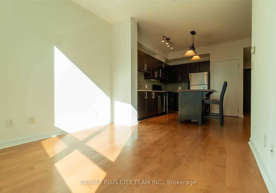 18-harbour-street-toronto-ontario-c12484615