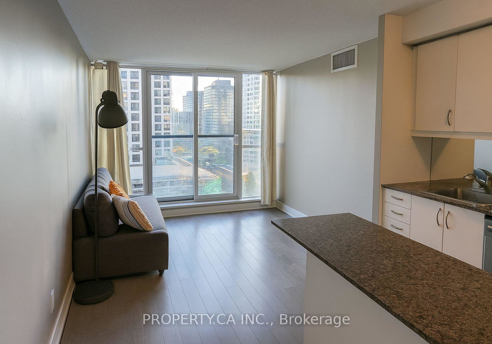 320-richmond-street-e-toronto-ontario-c12484739