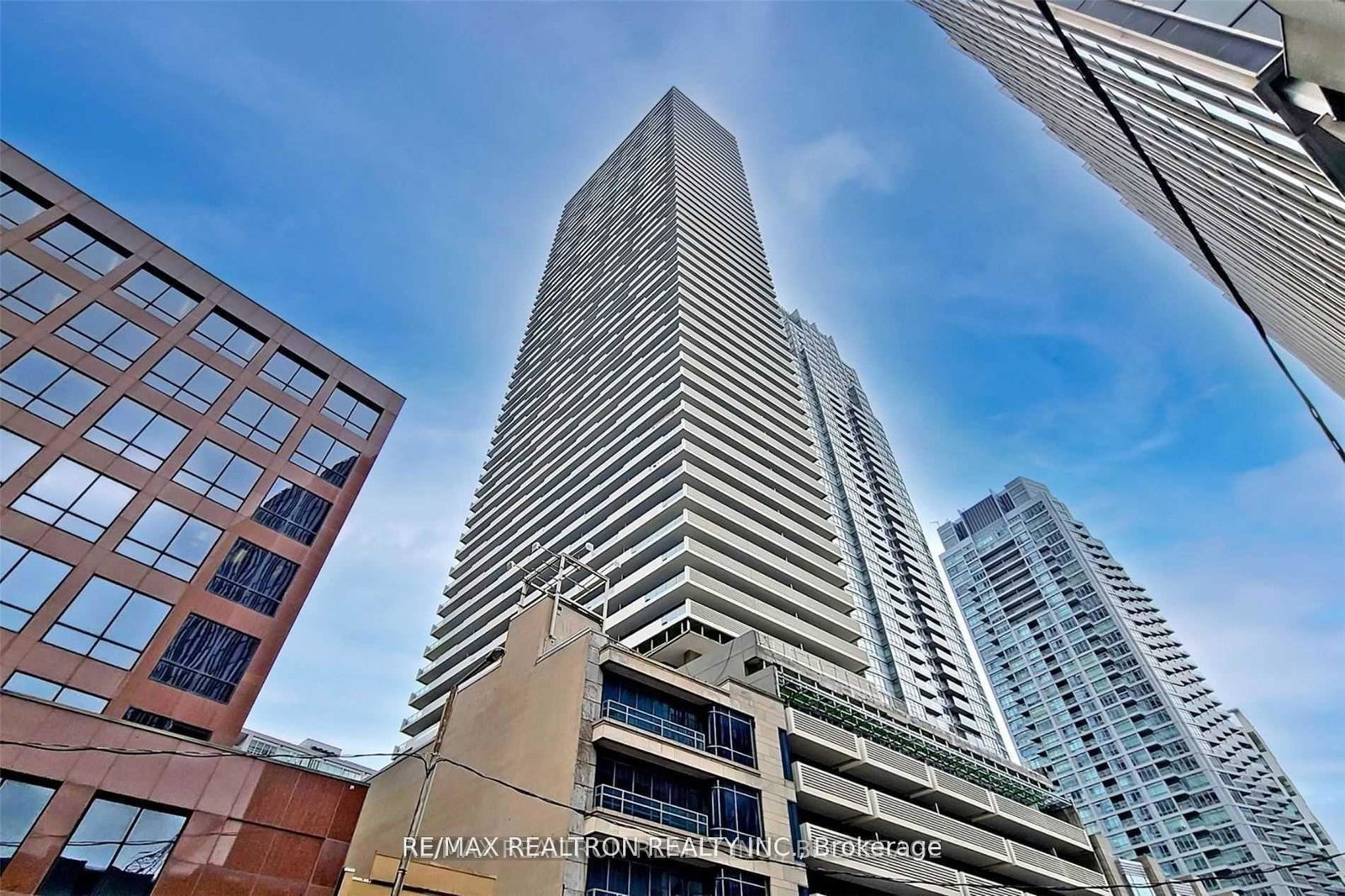 2221-yonge-street-toronto-ontario-c12484853