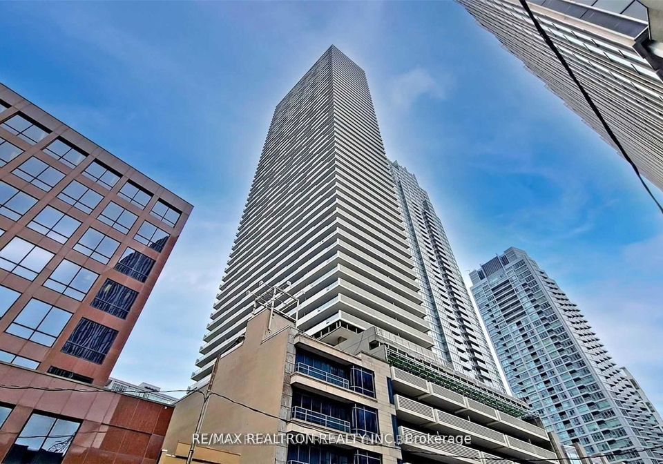 2221-yonge-street-toronto-ontario-c12484853