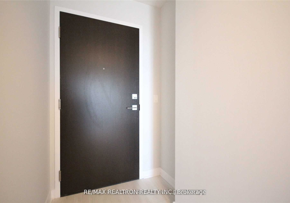2221-yonge-street-toronto-ontario-c12484853